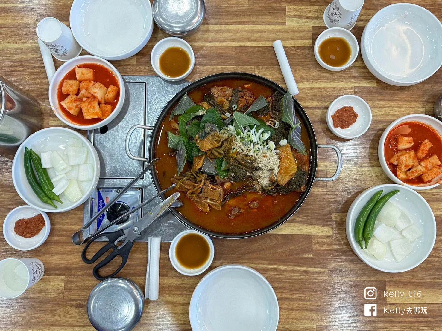 韓國釜山美食懶人包，8大必吃特色料理，部隊鍋、豬肉湯飯、韓式烤肉、釜山限定糖餅！