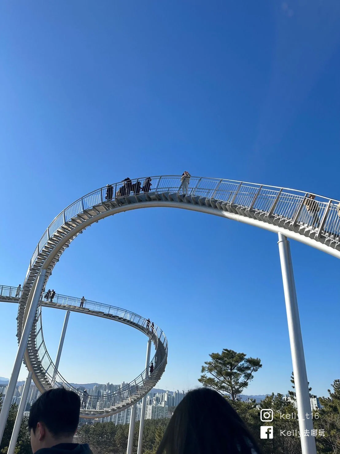 免費景點！用走的雲霄飛車，漫步在8層樓高空裡，韓國釜山旅遊必去攻略