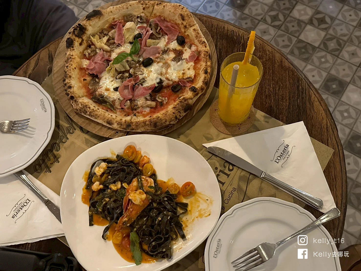 Line Album 202637 260307 16